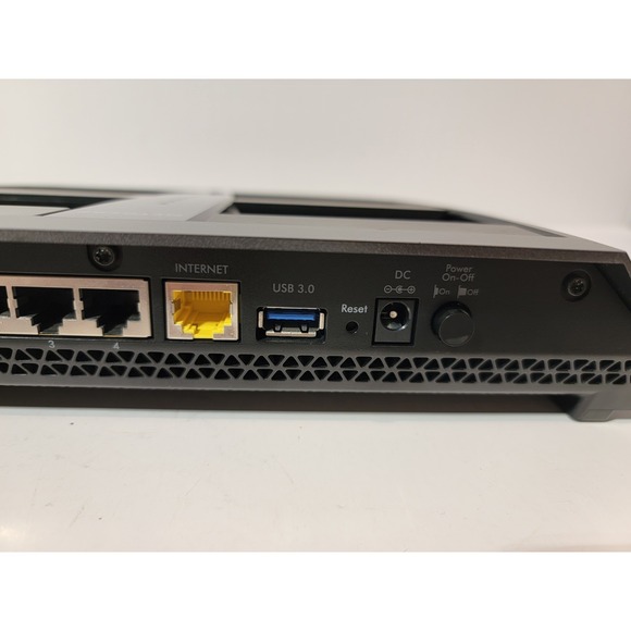 NETGEAR Nighthawk X6 Smart Wireless Wi-Fi Router R8000  Tested Works Complete - Picture 9 of 16